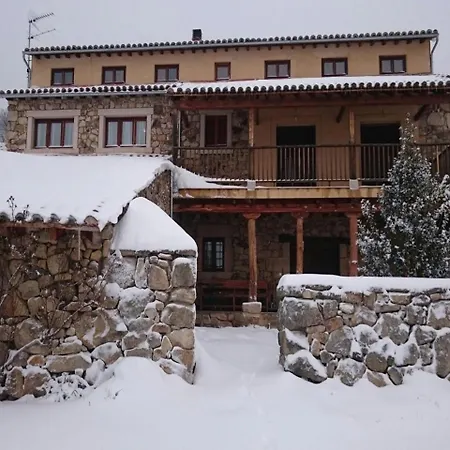 La Tablilla Y La Terraza Сasa de vacaciones Navalperal de Tormes